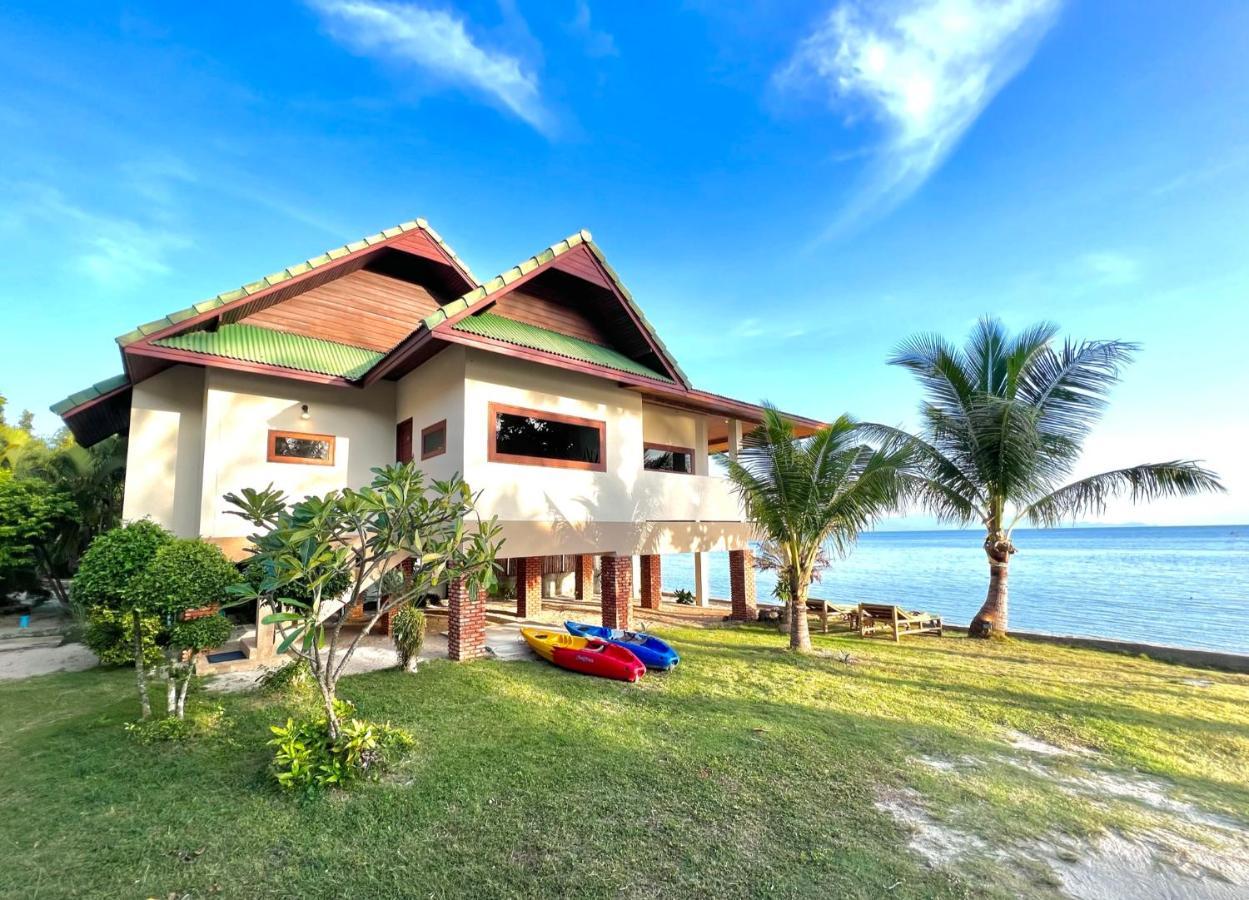 Three Rare & Private Front Beach Villas Thong Sala Exterior photo